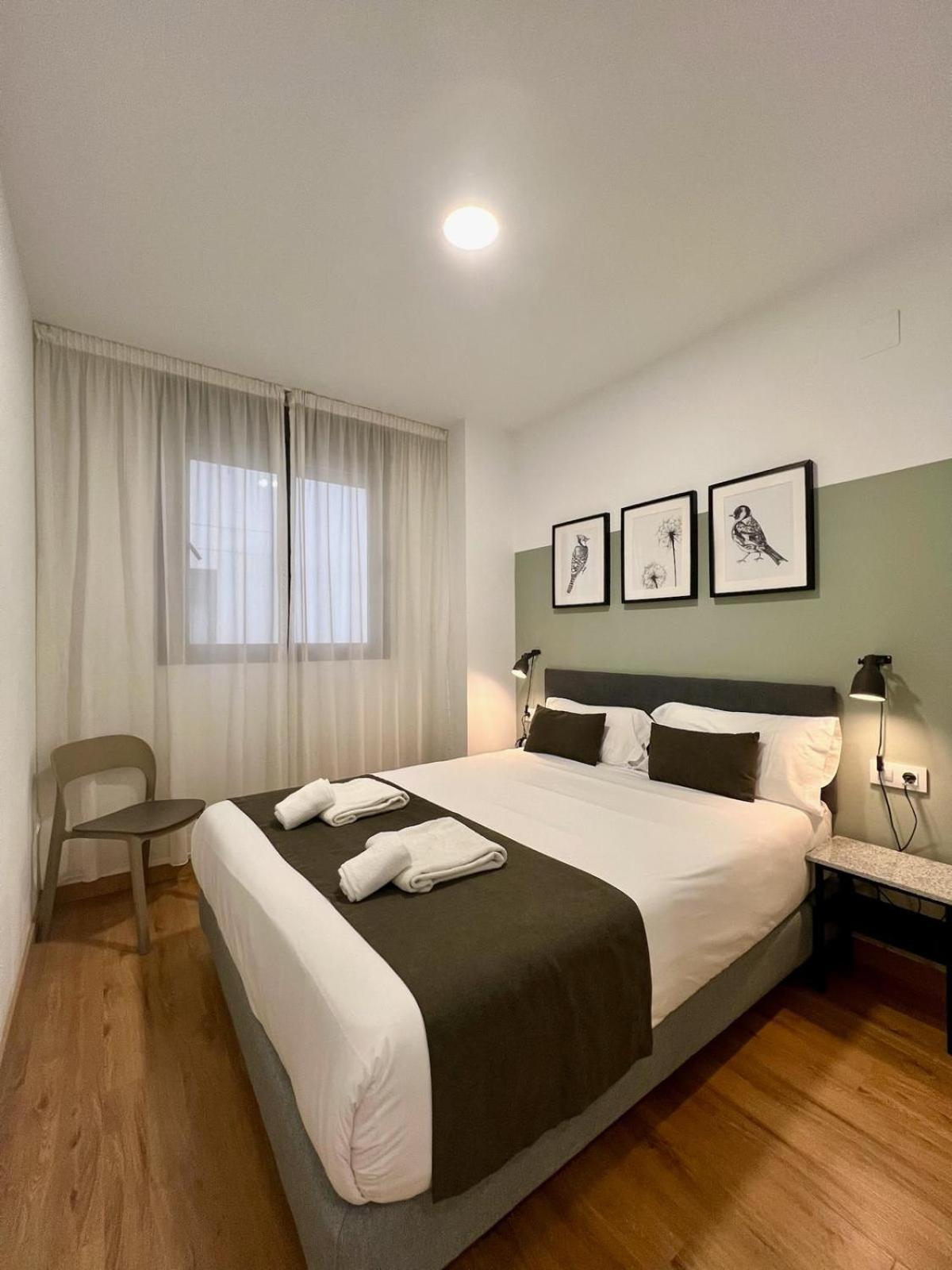 Apartamentos De Pradas Valence Extérieur photo