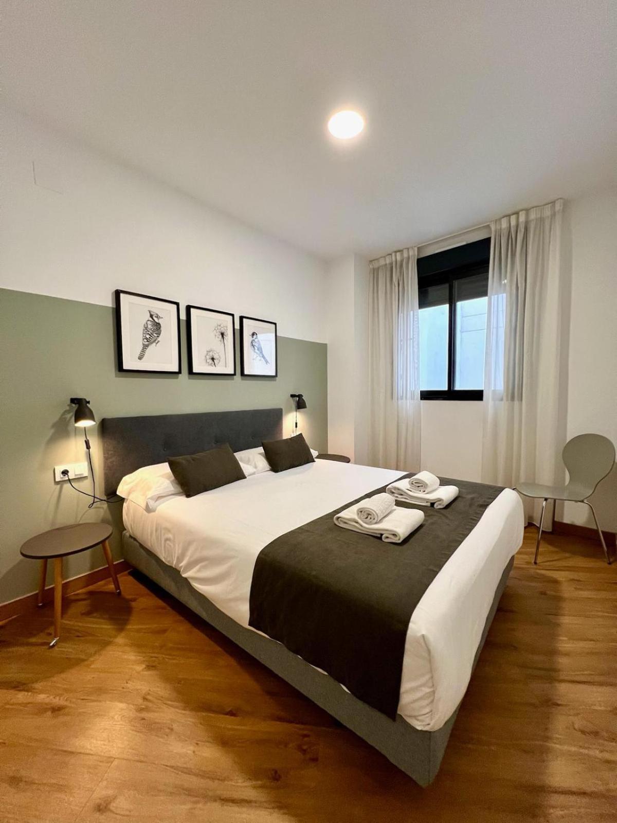 Apartamentos De Pradas Valence Extérieur photo